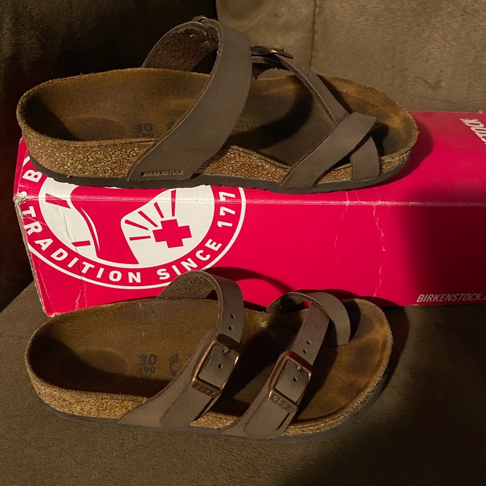 Girls Birkenstock Mayari Sandals